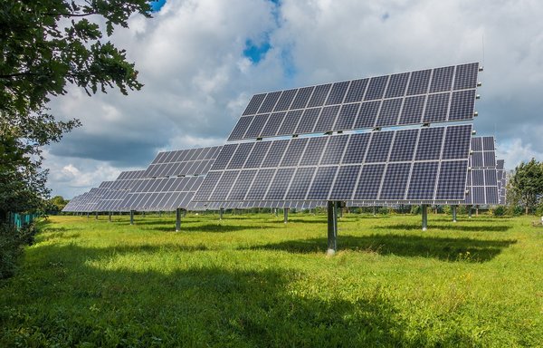 Panneaux solaires : tour d'horizon sur les aides disponibles en France