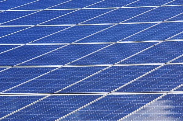 Quels sont les différents types de panneaux solaires et comment choisir le bon pour vous ?