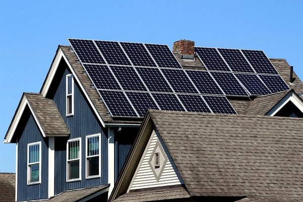 Quels sont les critères à prendre en compte pour choisir son installateur de panneaux solaires ?